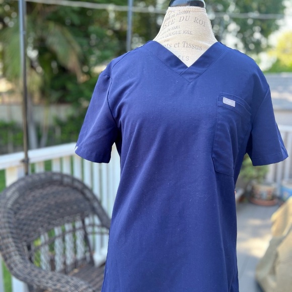 Figs Blue Fitted Short Sleeve Tee Dark Blue Size Small - Picture 6 of 6